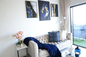 Mercy Suite- Serenity and Stuff Luxury Aparments